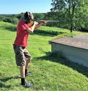 Ander shooting clays
