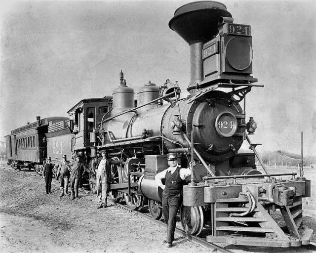 Wyoming History - Steam Enigine